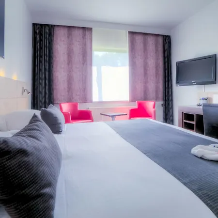 Hotel & Mons Soignies 4*