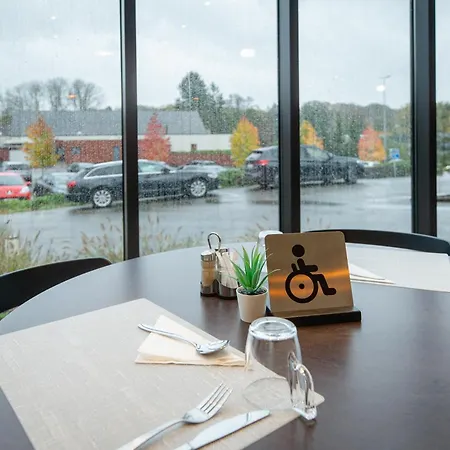 Hotel & Mons Soignies Casteau